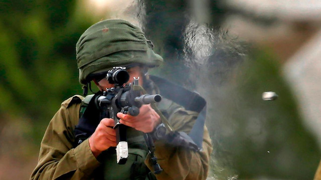 İşgalci İsrail Güçleri, gerçek mermi kullanıyor.