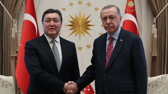 أردوغان يستقبل رئيس وزراء كازاخستان في أنقرة