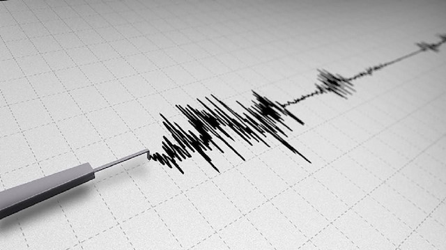 Fransa'da korkutan deprem.