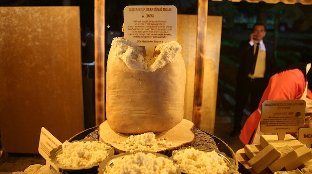 Yağcıbediryörük köylerinin en ünlülerinden bir olan Eğridere Mahallesi’nde rastlanan "yünlü tulum peyniri", zor şartlarda yapılsa da uzun ömürlü olmasıyla tanınıyor.  