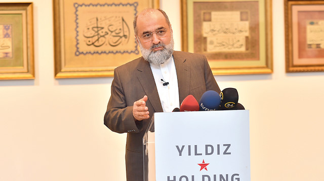 “40 Hadis” sergisi, Yıldız Holding Seminer ve Sergi Salonu’ndan telefonla randevu alınarak 5 Şubat’a kadar gezilebilecek.