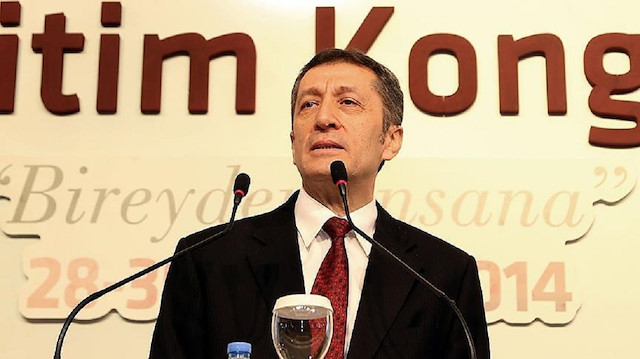 وزير التربية الوطنية التركي ضياء سلجوق