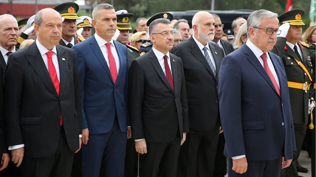 KKTC'nin 36. kuruluş yıl dönümü kapsamında Mustafa Akıncı ve bakanlar saygı duruşunda bulundu.