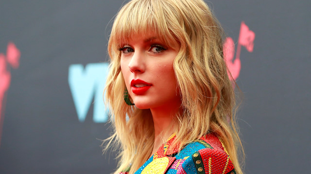 FILE PHOTO: 2019 MTV Video Music Awards - Arrivals - Prudential Center, Newark, New Jersey, U.S., August 26, 2019 - Taylor Swift