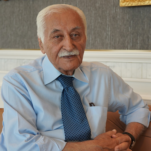 Şair, Yavuz Bülent Bakiler