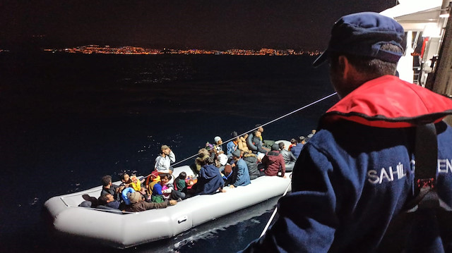 ضبط 134 مهاجرًا غير نظامي غربي تركيا