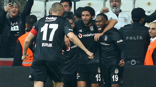 Elneny, 5'i Süper Lig 4'ü Avrupa Ligi olmak üzere siyah-beyazlı formayla 9 maça çıktı.