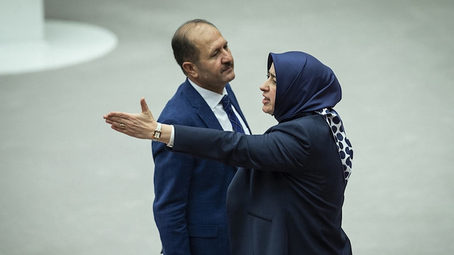 AK Parti Grup Başkanvekili Özlem Zengin