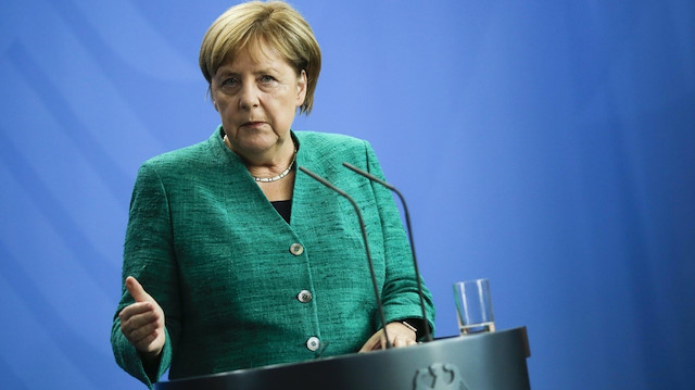 Cumhurbaşkanı Erdoğan'ın uyarısı sonrası Merkel'den mali yardım sinyali