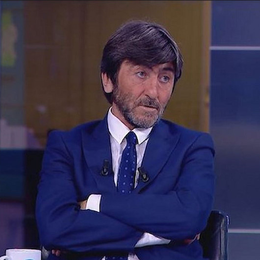Rıdvan Dilmen: Fenerbahçenin penaltısının tekrar edilmesi lazımdı