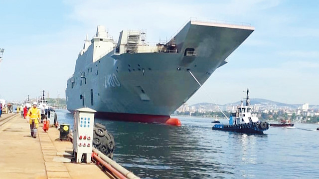 Milli uçak gemisi TCG Anadolu’ya destek olarak bir uçak gemisinin de hazır alım yöntemiyle tedarik edilmesi planlanıyor.