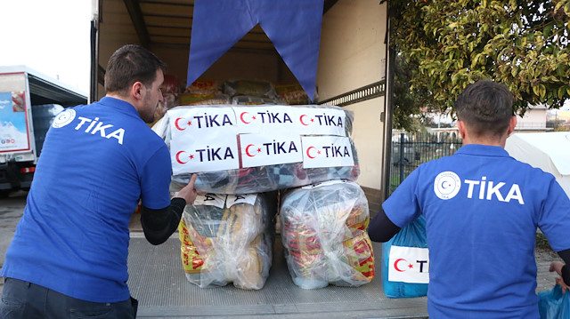 تركيا أول بلد يقدم مساعدات إنسانية لضحايا زلزال ألبانيا