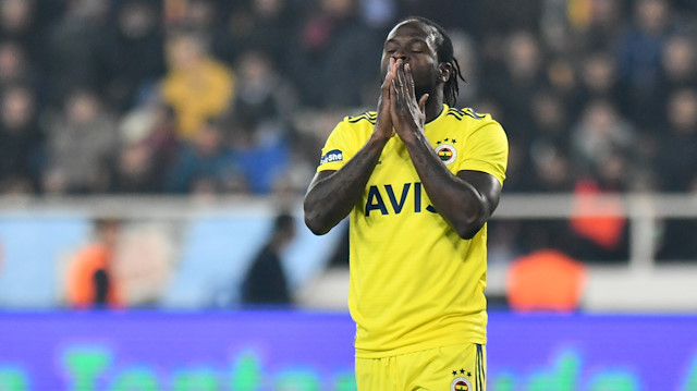Moses, Fenerbahçe formasıyla toplamda çıktığı 25 maçta 5 gol atarken 2 de asist yaptı.