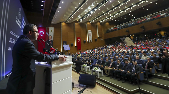 Mehmet Muharrem Kasapoğlu, Bakanlık merkez binada düzenlenen törende açıklamalarda bulundu.