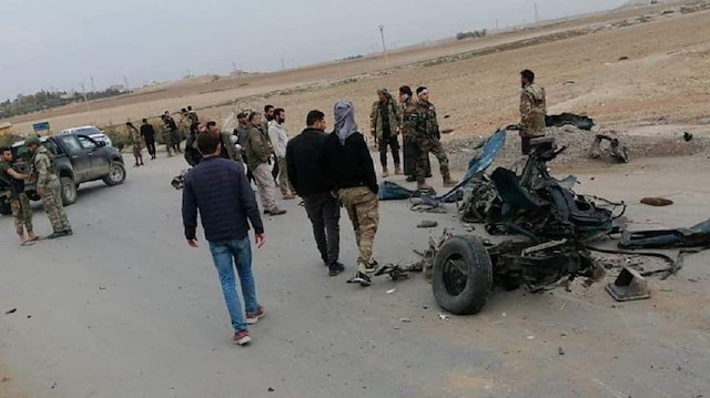 Ayn El Arus köyüne bombalı araçla saldırı girişimi TSK'nın yol kontrol noktasıyla önlendi.