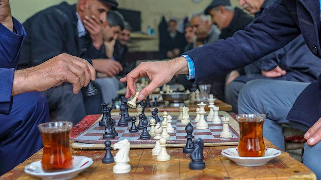 Playing chess transferred from generation to generation in Turkey's Van


