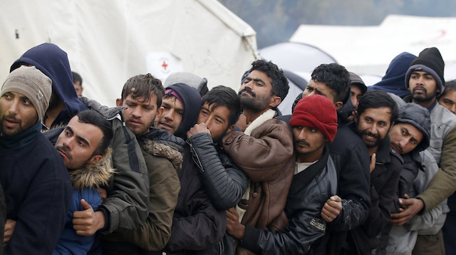 AB, mültecileri caydırmak için sorunları koruyor