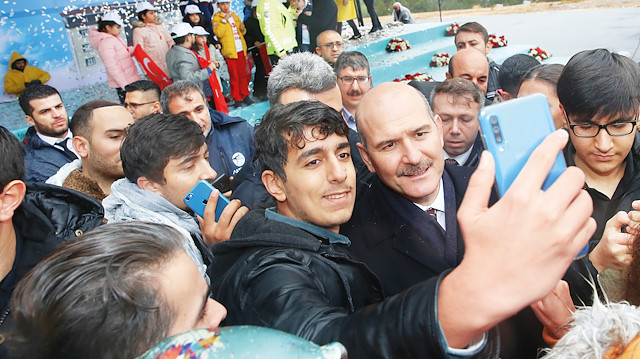 Ankara’dan Adıyaman’a geçen İçişleri Bakanı Soylu, Özel Harekat ve Çevik Kuvvet Abuzer Yıldırım Ek Hizmet Binası Açılış Töreni’ne katıldı.
