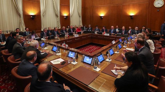  Suriye Anayasa Komitesi 45 kişilik yazım kurulu toplantıları