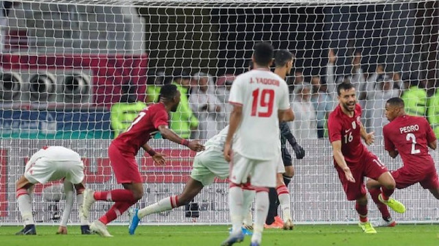  قطر تكتسح الإمارات برباعية وتتأهل لنصف نهائي "خليجي 24"