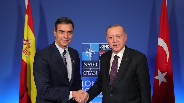أردوغان يلتقي رئيس الوزراء الإسباني على هامش قمة الناتو