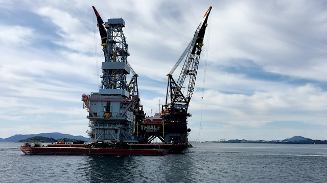 FILE PHOTO: A general view of the drilling platform, the first out of four oil platforms to be installed at Norway's giant offshore Johan Sverdrup field during the 1st phase development, near Stord, western Norway September 4, 2017. REUTERS/Nerijus Adomaitis/File Photo

