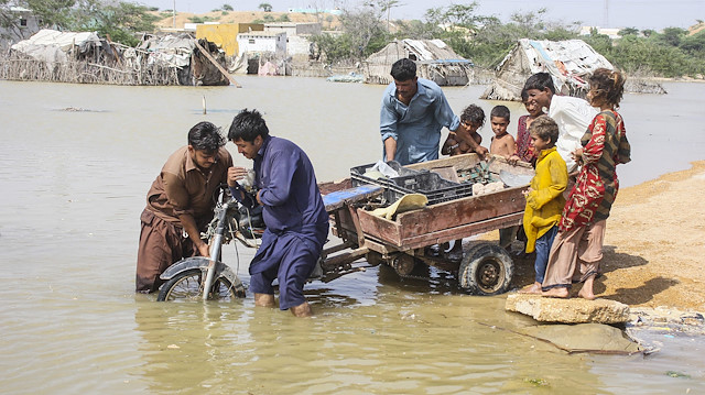 Cyclone Kyarr in Pakistan

