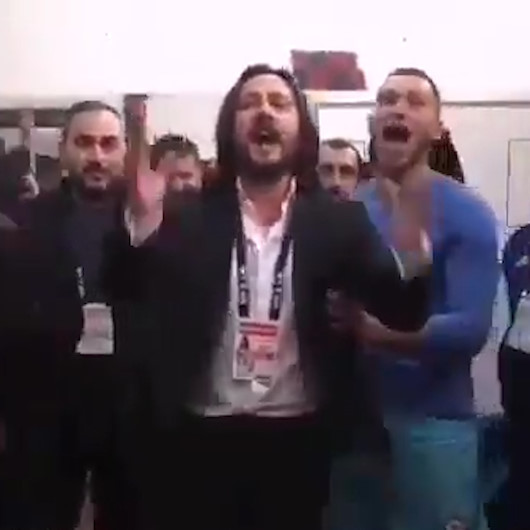Galibiyet sonrası Başkanın prim sözü futbolcuları çılgına çevirdi