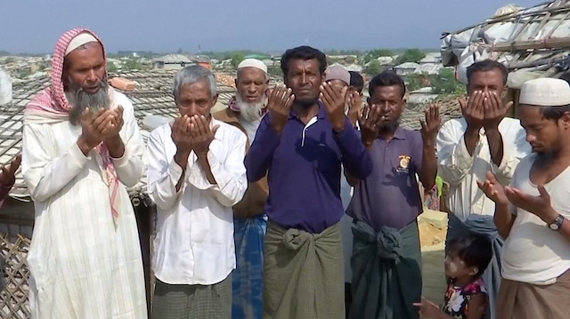 Rohingya pray for justice 