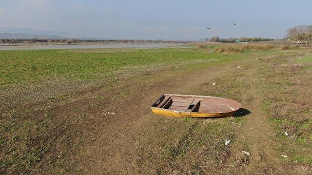 Barajlardaki doluluk oranı son 10 yılın en düşük seviyesine gerileyerek yüzde 35.50 ölçüldü.