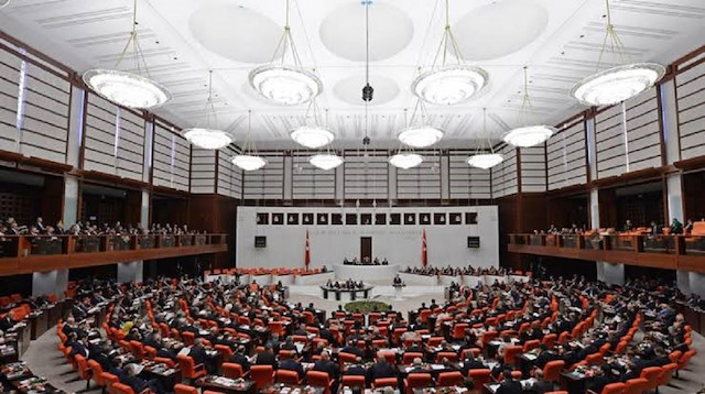 البرلمان التركي يرد بقوة على قرار "الشيوخ" الأمريكي