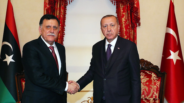 Cumhurbaşkanı Erdoğan ve Fayez Al Sarraj görüşmesinden bir kare. 