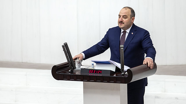 Sanayi ve Teknoloji Bakanı Mustafa Varank gençlere çağrı yaptı.