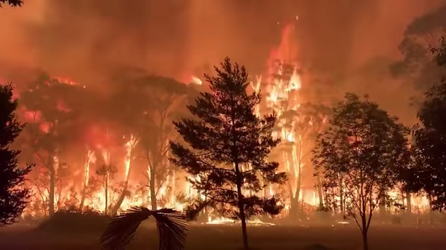 Ülke genelinde kaygıya neden olan yangınların maddi boyutunun da milyonlarca doları bulması bekleniyor. 