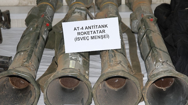 Ele geçirilen İsveç menşeli antitank roketatarlar. 