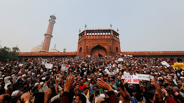 Demonstrators attend a protest against a new citizenship law, after Friday prayers at Jama Masjid in the old quarters of Delhi, India, December 20, 2019. REUTERS/Danish Siddiqui

