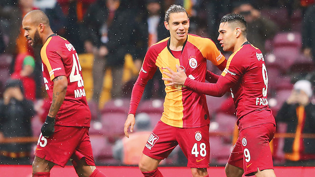 Galatasaraylı oyuncuların gol sevınci