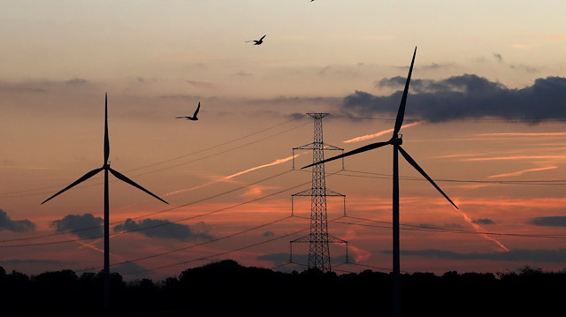 Power-generating wind turbines are seen near the city of Halle, Belgium, November 19, 2019 REUTERS/Yves Herman

