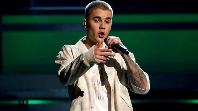 FILE PHOTO: Justin Bieber performs a medley of songs at the 2016 Billboard Awards in Las Vegas, Nevada, U.S., May 22, 2016. REUTERS/Mario Anzuoni/File Photo

