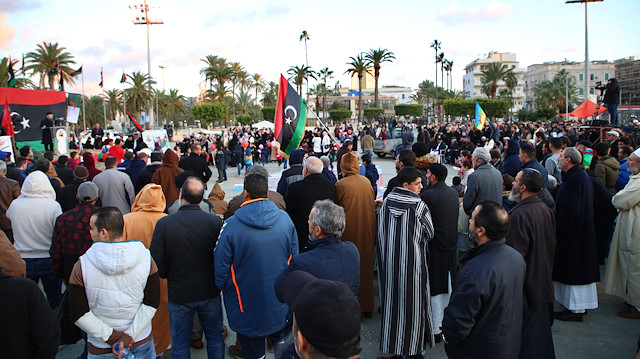 Libyans celebrate the decision of the Turkish government to send troops to Libya