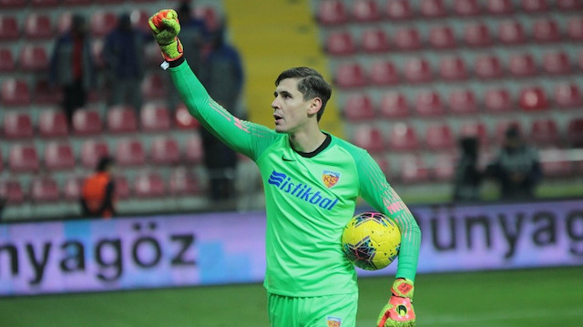Tecrübeli kaleci Lung, Kayserispor'da 3. sezonunu yaşıyor.