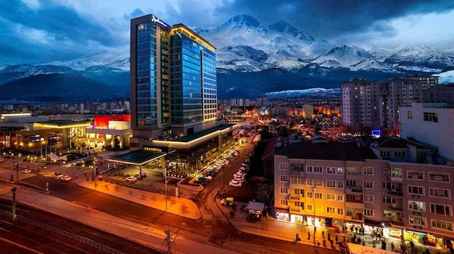 Radisson Blu Hotel Kayseri, dünyanın en iyi 3. Radisson Blu Hotel’i seçildi.