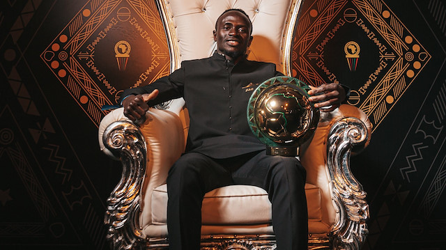Sadio​ Mane kariyerinde ilk defa Afrika’da yılın futbolcusu seçildi.