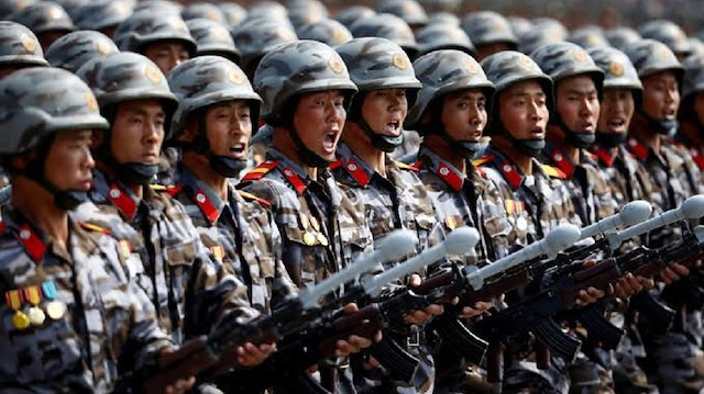 Kuzey Kore bu dönemde GSYİH'sinin en az yüzde 12,8'ini, en fazla yüzde 14'ünü savunma harcamalarına ayırdı.
