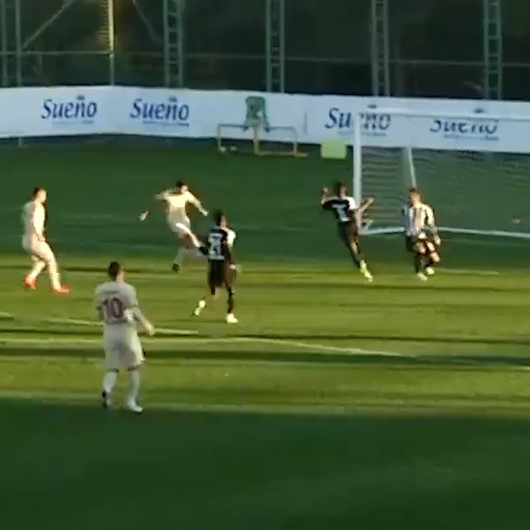 Emre Akbaba 8 ay sakatlığın ardından sahalara golle döndü