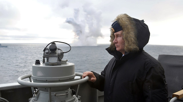 Putin observes Russian Navy military exercise