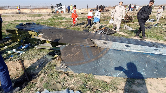 Düşen uçakta 176 kişi yaşamını yitirdi.