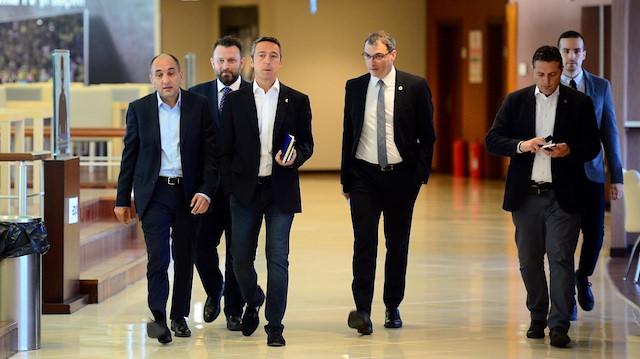 Ali Koç Fenerbahçe'de Başkan seçildiğinde, sportif direktörlük görevine Damien Comolli'yi getirmişti.