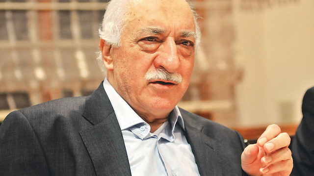 Teröristbaşı Gülen