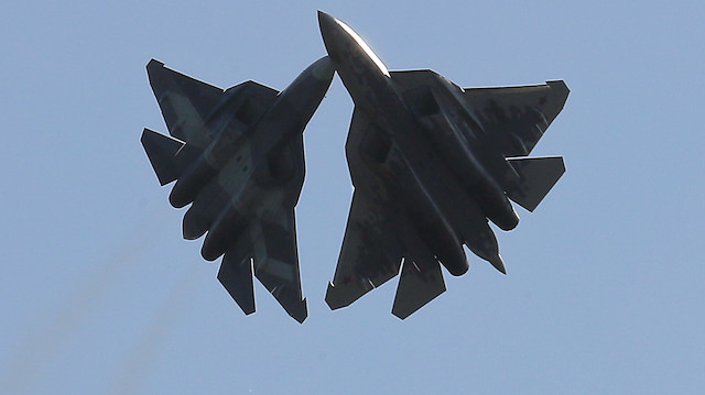 Russian Sukhoi Su-57 fighter jets perform during a demonstration flight at the MAKS-2019 air show in Zhukovsky outside Moscow, Russia August 29, 2019. REUTERS/Tatyana Makeyeva

